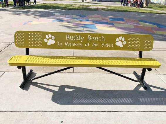 denair teacher bench