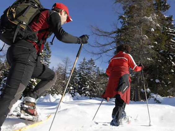 209-yosemite-snowshoe-one
