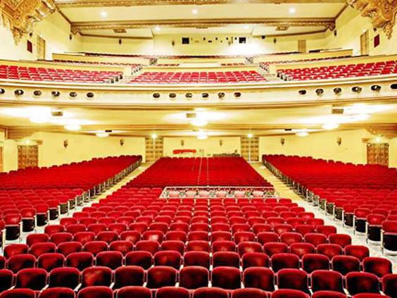 209BobHopeViewFromStage1