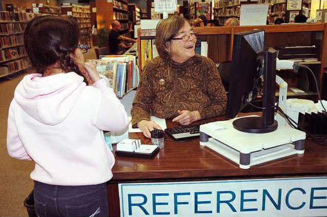 209LibrarianRuthannBassett 1