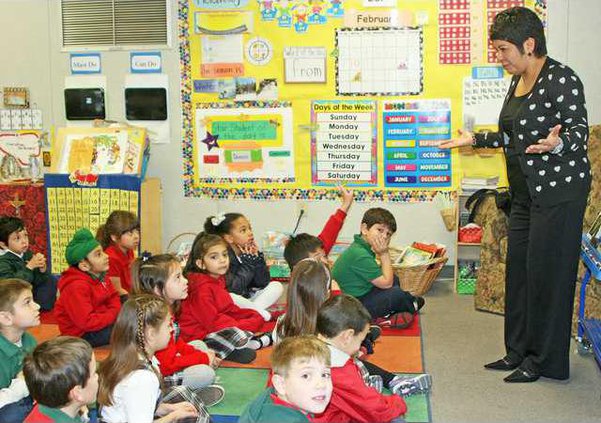 209PledgeOfAllegiance-3