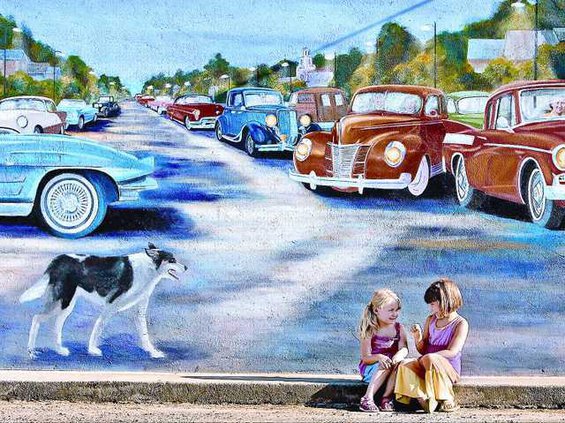 cruise-mural