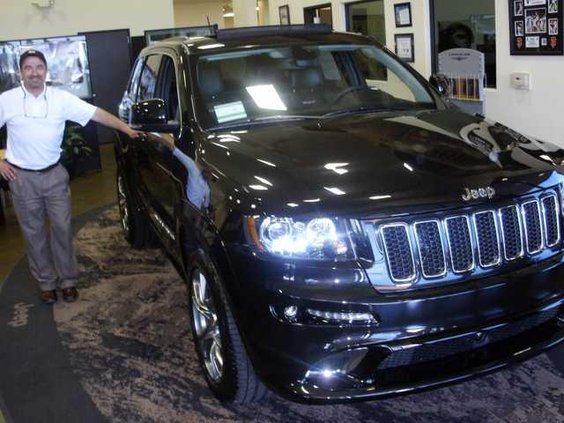 pic jeep-grand-cherokee-1