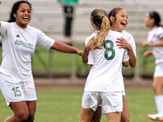 MHS GIRLS PLAYOFF SOCCER2 5-8-15
