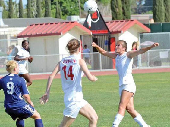 SOC--Modesto Christian-Ripon pic 2