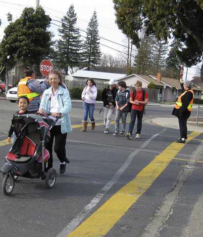 Crossing Guards Braving Hostile Drivers For Kids Oakdale Leader oakdale leader