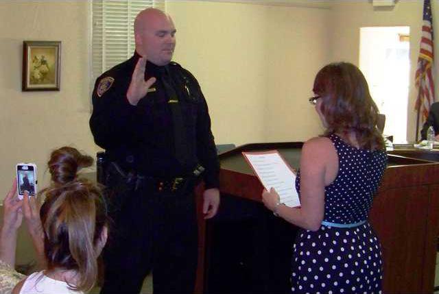 New Police Officer A Local - Oakdale Leader
