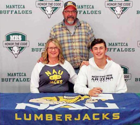 FB--Campiotti signing picWEB