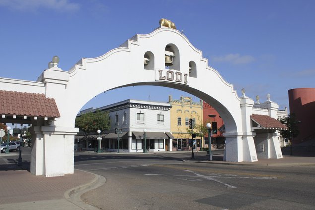 Lodi Arch