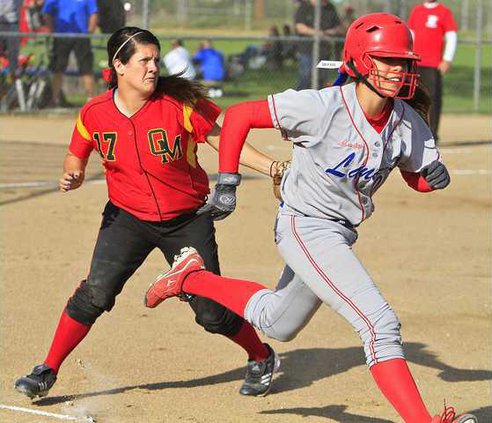 4-3 OAK Softball1