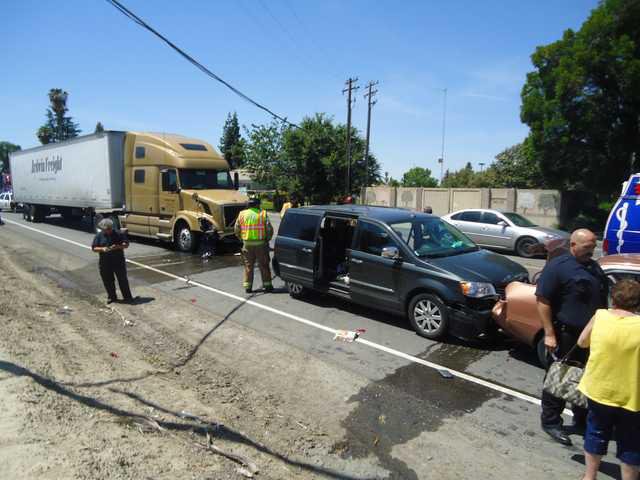 Big Rig Causes Chain Reaction Crash Ceres Courier