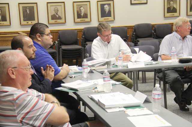 Candidates ready for election season with city briefing - Turlock Journal