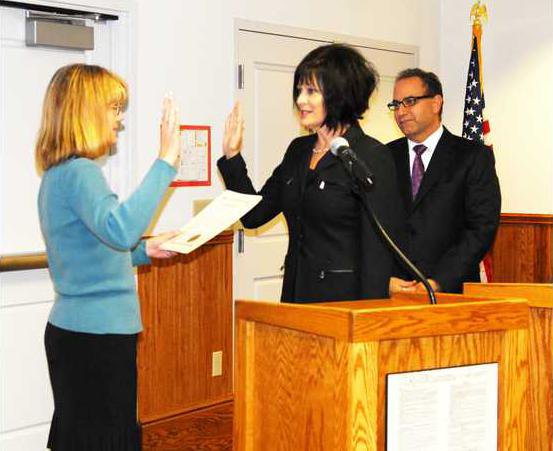 City swears in new clerk - Turlock Journal