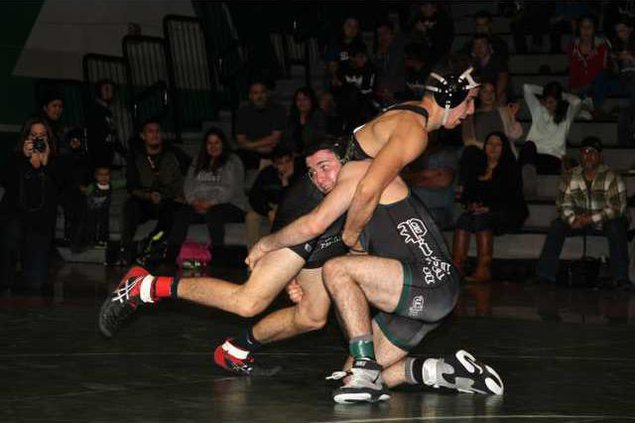 pitman wrestling pic2