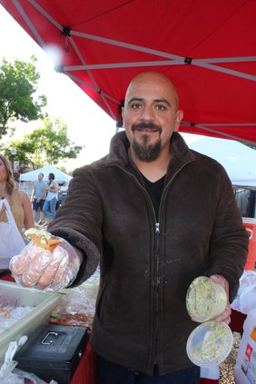 Hummus market.jpg
