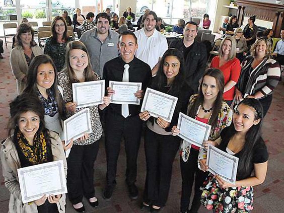 April-1-scholars-DSC 5255