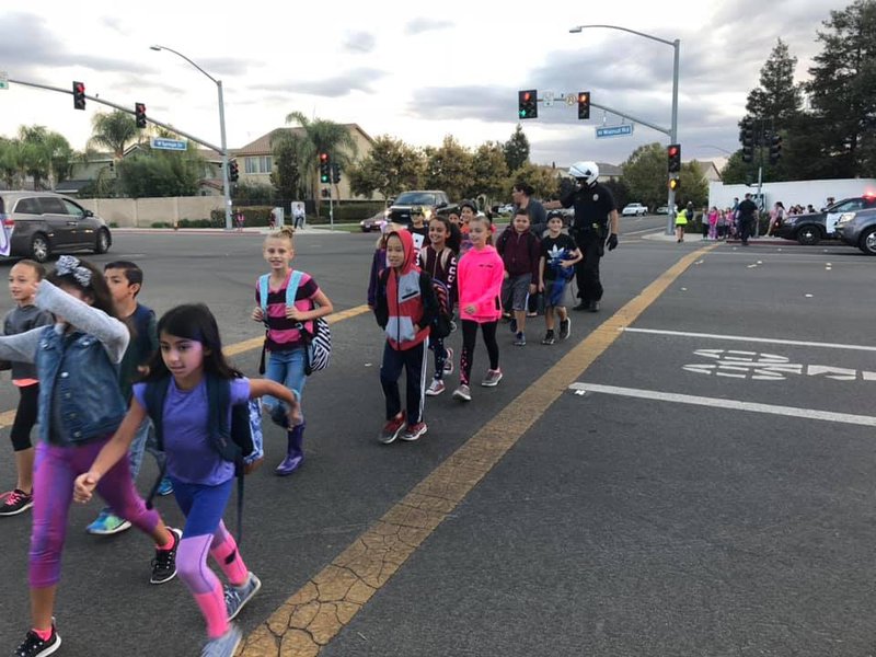 walk to school day pic3