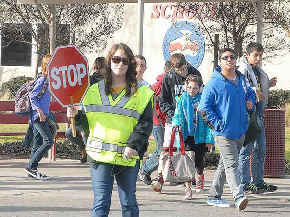 Crossing-Guard-DSC 0329a