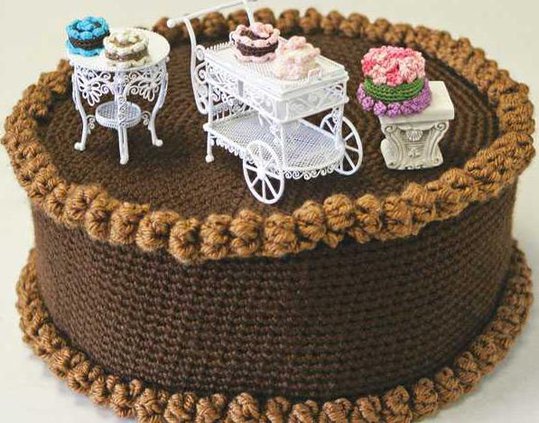 PEO-CrochetedFood-2-LT