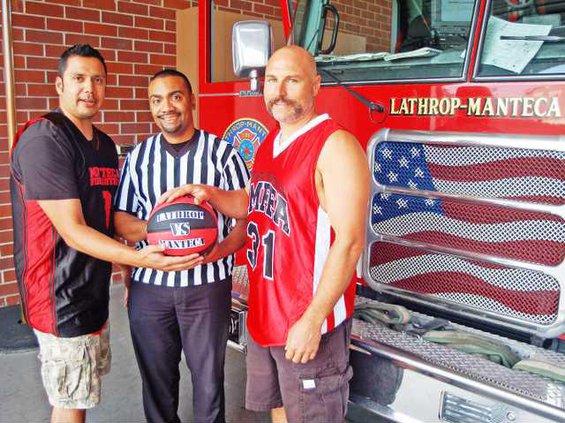 BBall--Lathrop-vs.-Manteca-PIC1