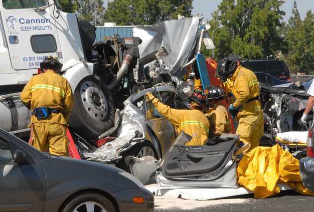 Freeway fatality DSC 5546