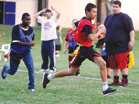 FLAG-FBALL3-11-4-11a