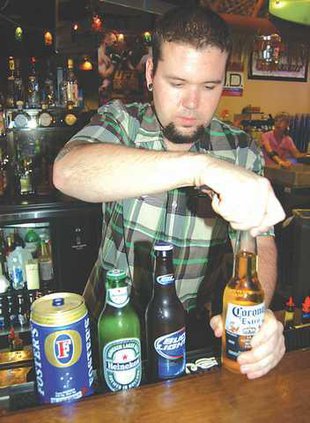 LABOR--Bartender-Pic