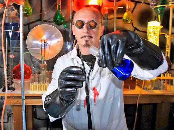 SCIENTIST1-10-26-12a