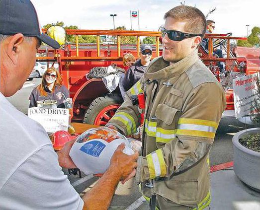 FOOD-DRIVE1-11-14-10a