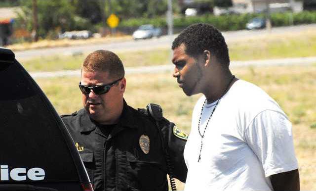 KnifeRobberyDSC 0066