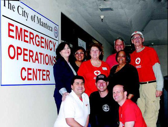 Red Cross emergency DSC 9304 copy