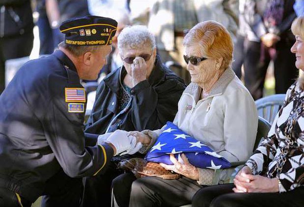 WWII VETERAN FUNERAL1 11-20-17