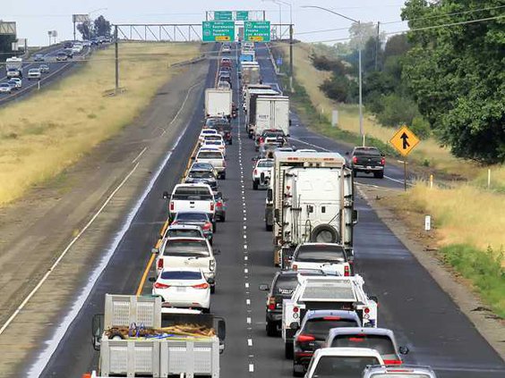 120 99 HIGHWAY TRAFFIC1 5-7-16