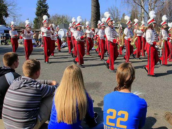 ALMOND PARADE5 2-20-16