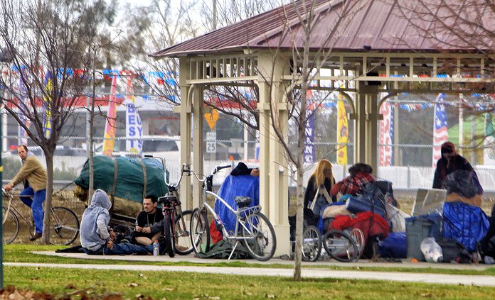 HOMELESS_LIBRARY_PARK1 2-4-17.jpg