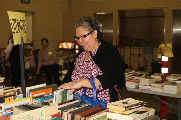 Booksale1