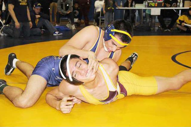 THS wrestling pic1