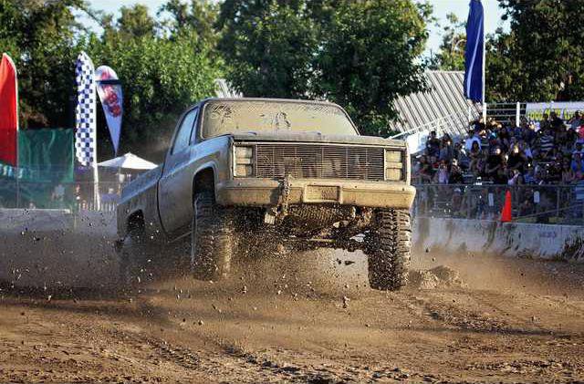 MudDrags1