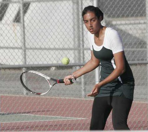 PHS tennis pic1 