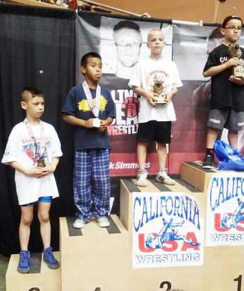 youth wrestling pic