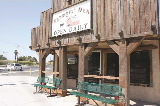 Farmers Den provides hearty cuisine - Escalon Times