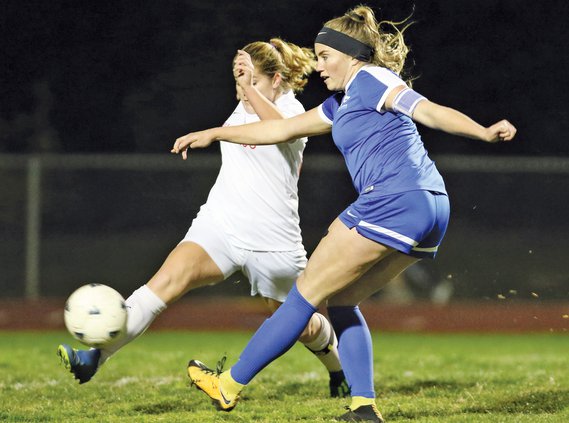 Bulletin girls soccer 2018-19