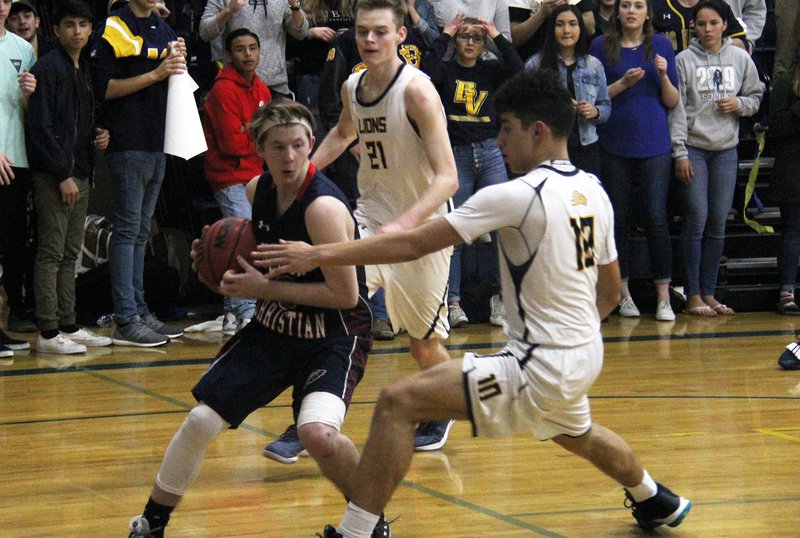 TC boys basketball pic4