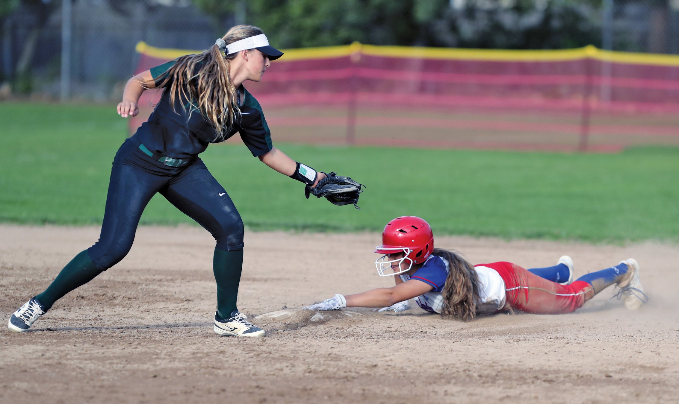 SOFTBALL Lancers pound Manteca Manteca Bulletin
