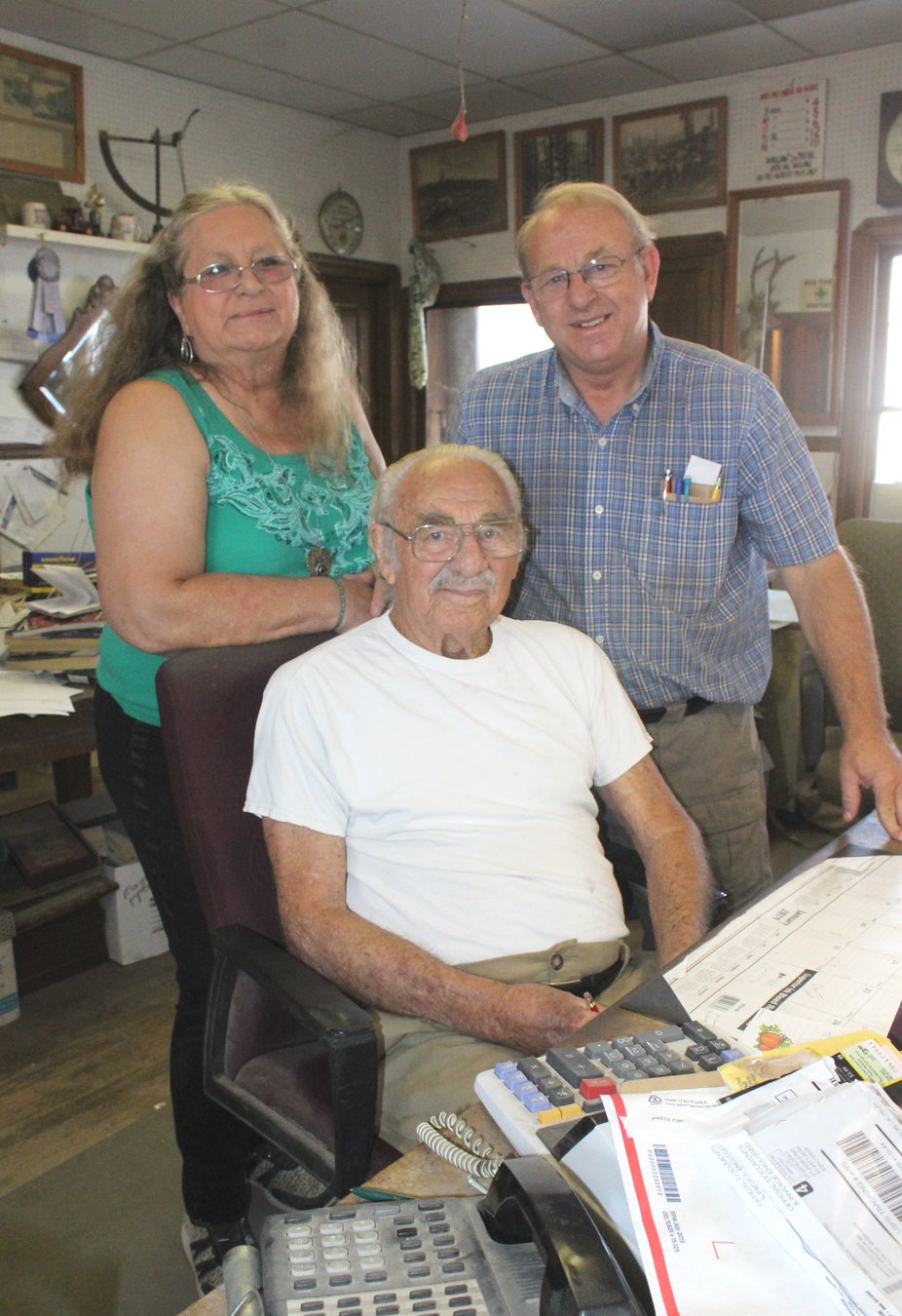 Focus On Family At Escalon Lumber Escalon Times