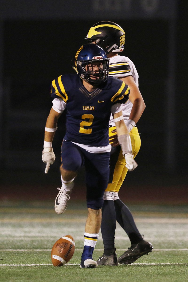Turlock football2