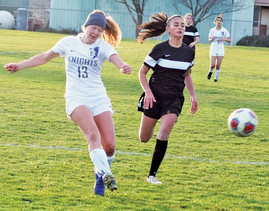 Bulletin girls soccer 2019-20