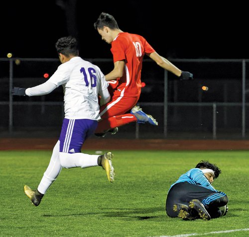 Bulletin boys soccer 2019-20