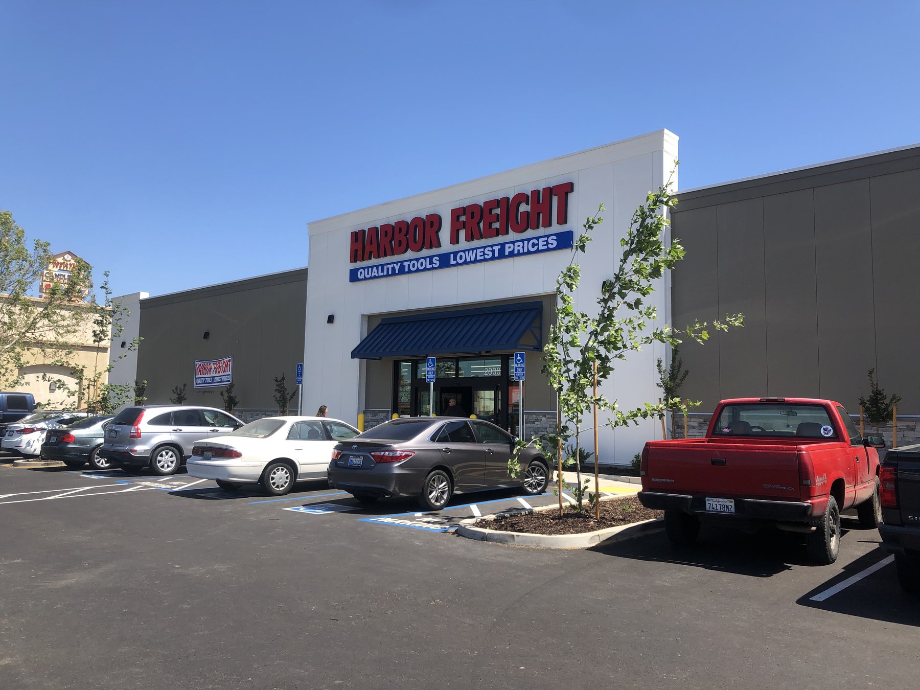 Harbor Freight opens Turlock store Turlock Journal
