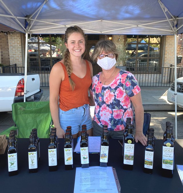 Farmers Market Fun Touches Down On Wednesdays Oakdale Leader